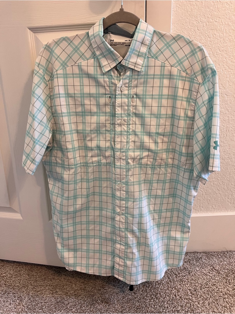 Under Armour Men’s White and Mint Plaid Short-Sleeve Button Shirt
